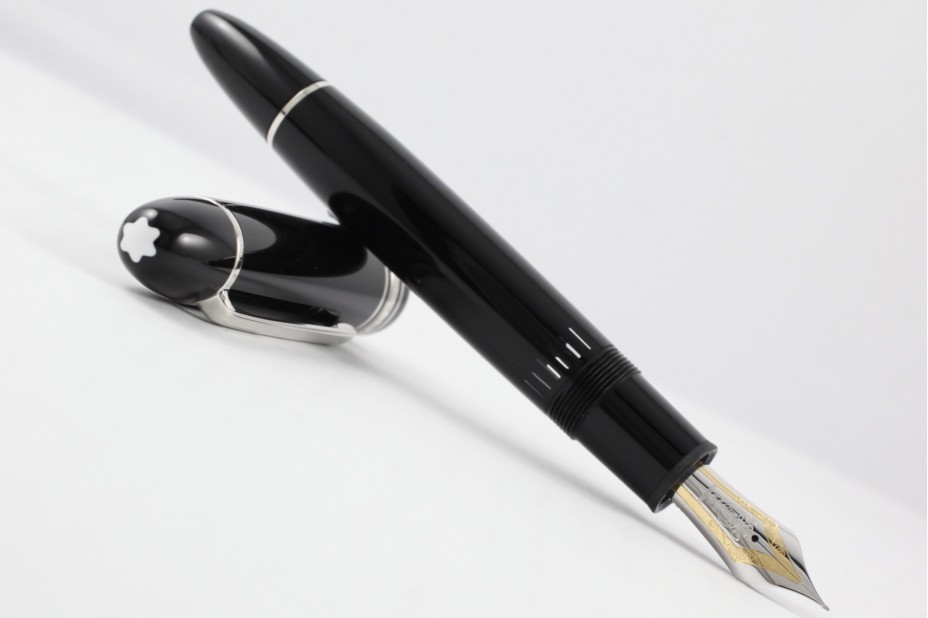 Montblanc meisterstuck 149 sales platinum fountain pen